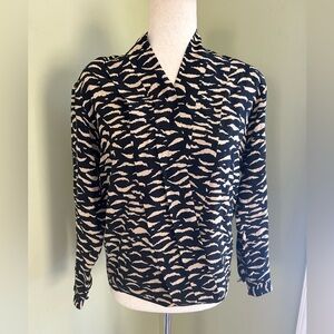 Vintage Hana Sung silk Surplice blouse size 4. Black/beige print. Lovely shape